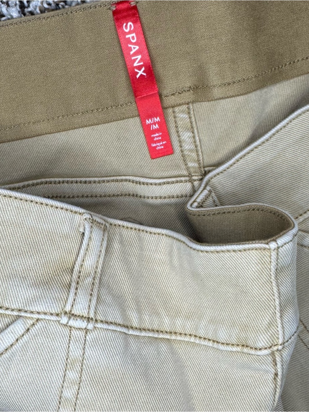 SPANX Twill Utility Shorts Beige High Rise Stretch Shaping Shorts Women’s - Picture 3 of 8